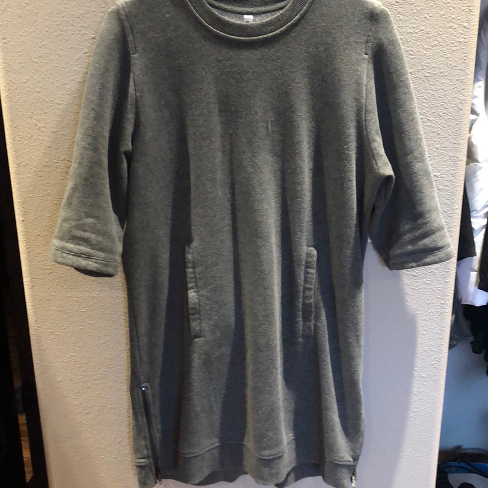 Casual sweatshirt dress by Fabletics